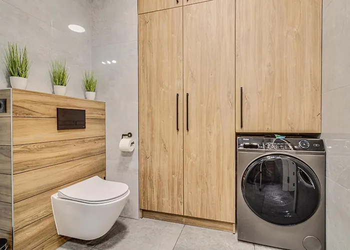 Rentplanet - Wyszynskiego Apartamento *